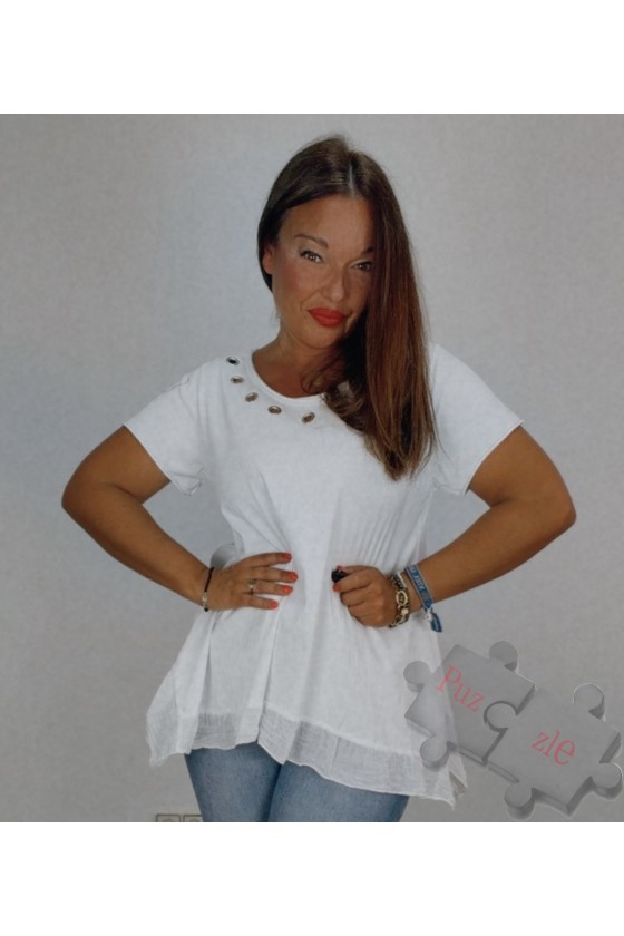 Md.Lia blanco
